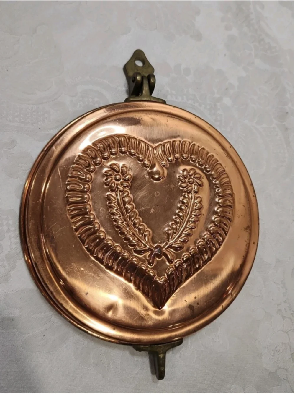 Copper & Brass Heart Wheat Flower Key Holder Wall Hanging Cottage Farm Vtg